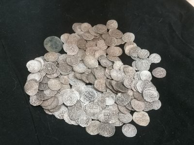 Monede Hoarda de aur, secolul XIV